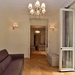 Appartement 110 M2 Paris 16 Proche Champs Elysees Etoile