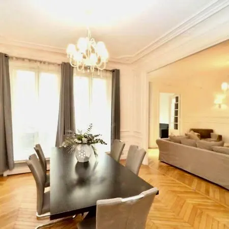 110 M2 16 Proche Champs Elysees Etoile Apartment Paris